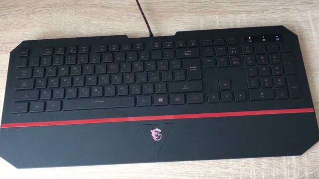 Обзор клавиатуры MSI DS4100 смотреть онлайн