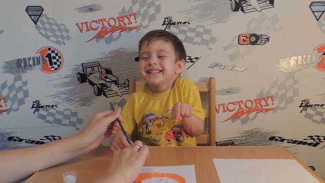 Клеим аппликацию, котика Буббу! смотреть онлайн