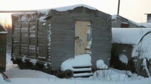 Как на Севере люди живут в бочках.
