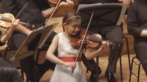 3rd mov. of Violin Concerto by Alma Deutscher (9)