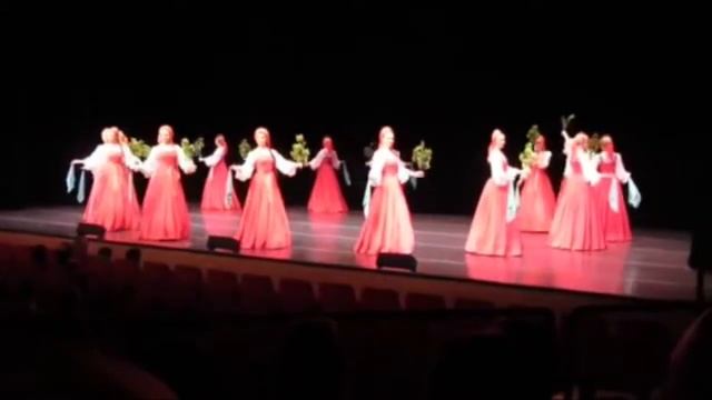 СОЛНЦЕВОРОТ: РУССКИЙ ХОРОВОД