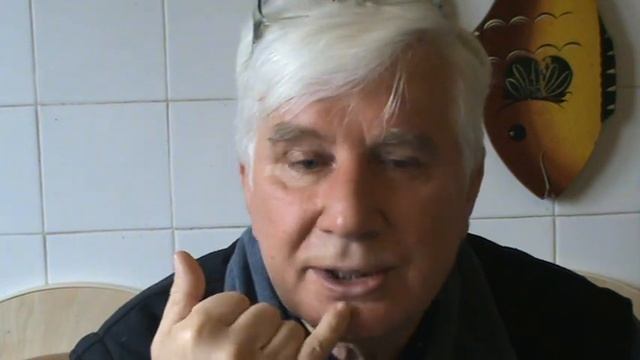 Выпал зуб ,что делать .если денег на имплант нет. смотреть онлайн