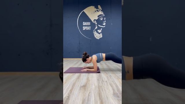 Выполняю челенджи из фитнеса ? Хочешь тренироваться со мной онлайн? смотреть онлайн