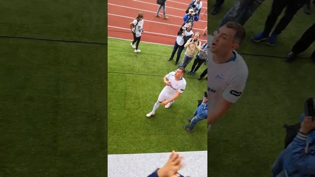 Дзюба Дзюба бог футбола, Дзюба щедрая душа, лучший!!!