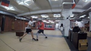 Тренировки по боксу. Работа в парах.