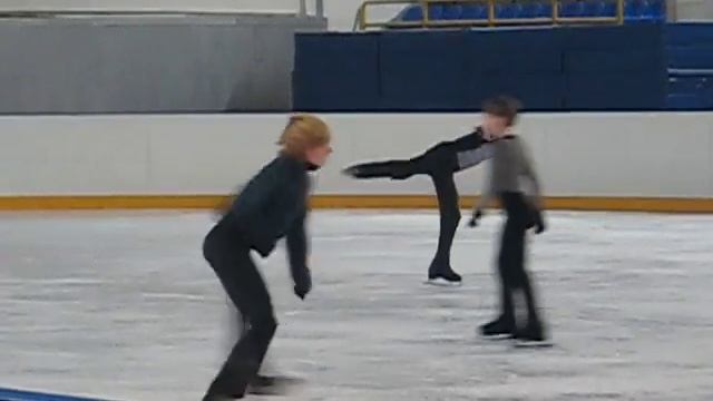 Смена ребра во вращении на льду. смотреть онлайн