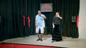 Learning a bit of Flamenco in Granada!