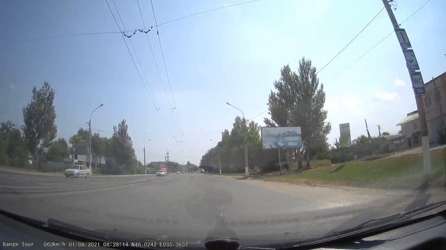 Луганск от Юбилейного до Метро. 2021 08 01 смотреть онлайн