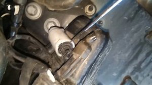 Mercedes W222 replacing windshield washer motor  замена моторчика омывателя ветрового стекла