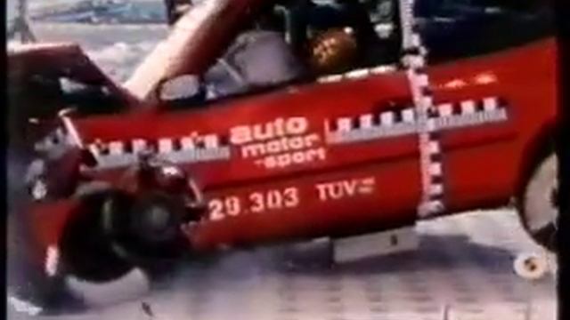 Toyota Corolla AE100 Crash Test Front смотреть онлайн