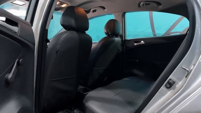 Авточехлы (Турин Классик ) в автомобиле Hyundai Solaris