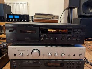 Стереокассетная дека Yamaha KX-393 Hi-Fi-Dolby B-C NR HX PRO-произведена в Малайзии-Годы выпуска1998