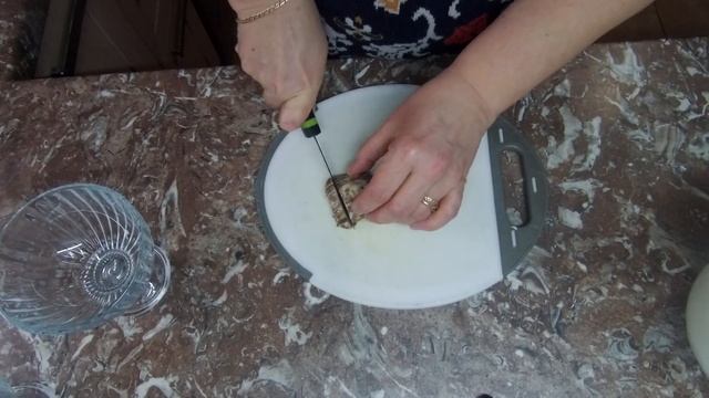 Крем из сметаны со сгущенным молоком