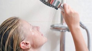 Чем холодный душ полезнее горячего: 6 неоспоримых преимуществ для вашего здоровья