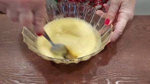 Не выбрасывайте переспелые бананы, приготовьте вкусный клубнично-банановый хлеб