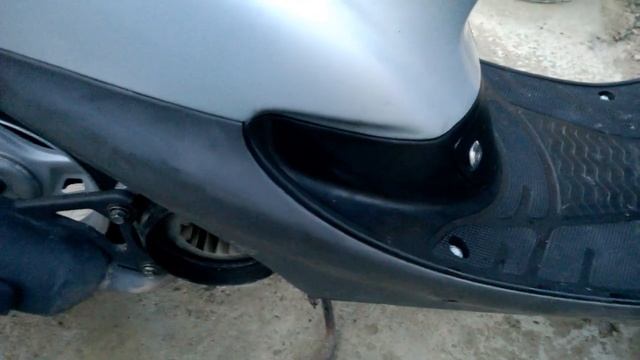 Замена поршневой Honda Dio AF 34 - 35 смотреть онлайн