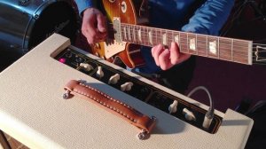 Vox AC-15 H1TV with Gibson Les Paul