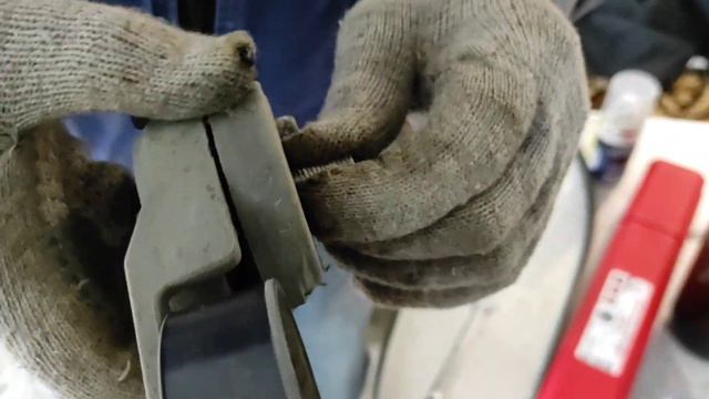 Замена ремня агрегатов и натяжного ролика на Toyota Camry v50 2.5 смотреть онлайн