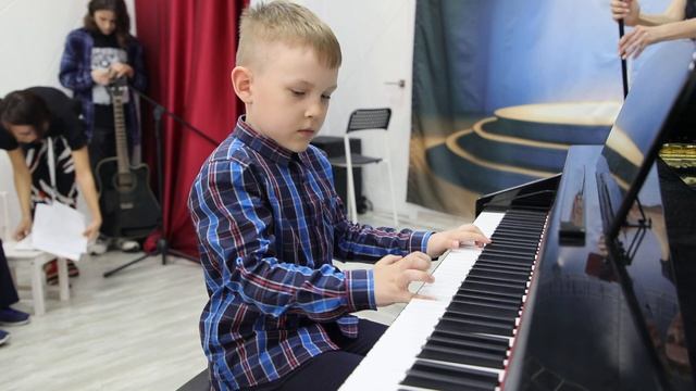 Игнатьев "Песенка-марш пса Барбоса" смотреть онлайн