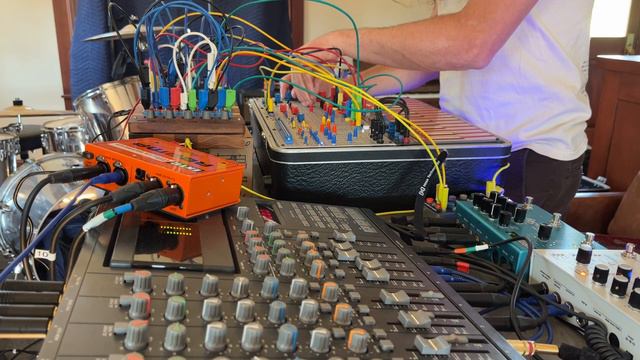 Strategies (Ambient Synth Performance—Buchla Music Easel, Ciat-Lonbarde Plumbutter) смотреть онлайн