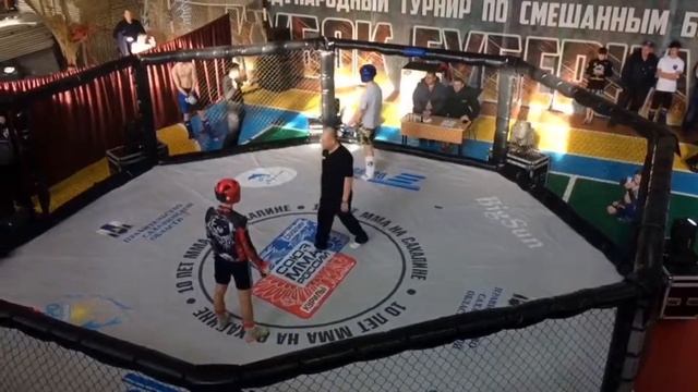 Мои первые соревнования 1 год назад по ММА.
