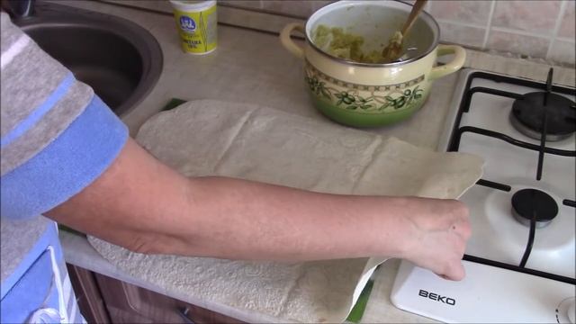 Вкусный Рулет из лаваша в духовке. Как пирожки с картошкой. смотреть онлайн