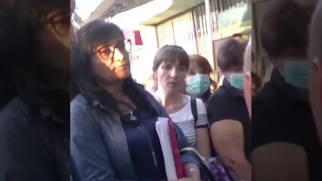 Мужчина выдавал себя за помощника губернатора и гнобил чиновников смотреть онлайн