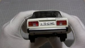 ВАЗ-2105 1:24 ЛЕГЕНДАРНЫЕ СОВЕТСКИЕ АВТОМОБИЛИ №57 Hachette/Car model VAZ-2105