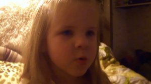 Агата читает стихи