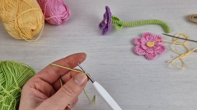 Вяжем цветок крючком. Схема.