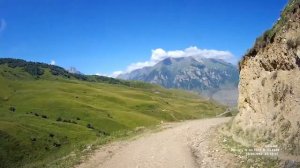 Спуск с перевала Курноят