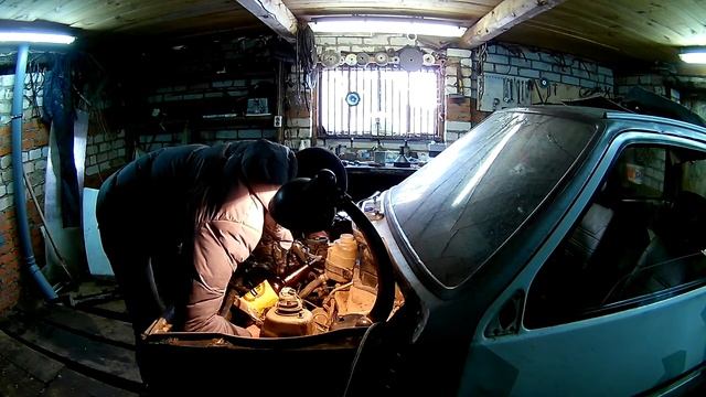 Вездеход с двигателем от Оки. Запускаем двигатель донора. смотреть онлайн