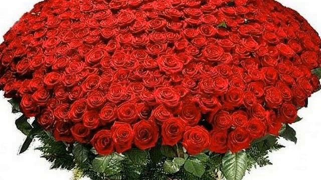 С 8 МАРТА ПОЗДРАВЛЯЮ,СЧАСТЬЯ,РАДОСТИ ЖЕЛАЮ!!!!!.