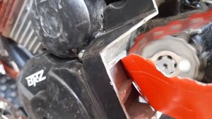 Продолжаем разбираться в BRZ X5S. Защитная крышка передней звезды