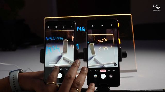 Motorola G84 vs Samsung M34 Camera Test | Tough Competition