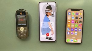 WhatsApp + Incoming Call iPhone 10S + VERTU Porsche Call to Z Flip3 + Conference Call