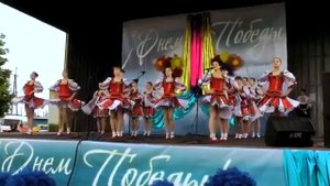 ТАНЕЦЬ З РУШНИКАМИ АНТРЕ