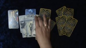 КОМУ Я НРАВЛЮСЬ,КТО МЕЧТАЕТ И ДУМАЕТ,ДЛЯ КОГО Я САМАЯ КРАСИВАЯ ? ТАРО.