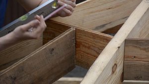 ??Каркас беседки из бруса? Установка столбов?? Установка стропил на шестигранную крышу беседки??