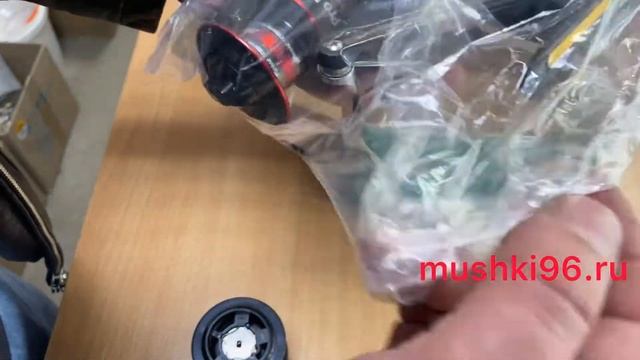 Фидерная Катушка «Black Side» Pro Feeder 5000CDS (3+1ball) смотреть онлайн