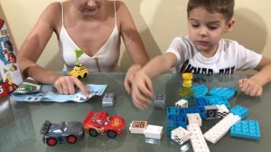 Lego Duplo - гонка за кубок поршня. Тачки. Молния Маквин