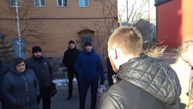 При производстве работ подрядной организацией, экскаватором был повреждён электрокабель питающий до смотреть онлайн