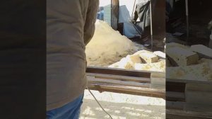 Самодельный деревообрабатывающий станок. Микро пилорама. Роспуск доски на бруски.