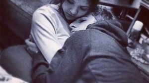 Evo (моя любовь где-то там за спиной)