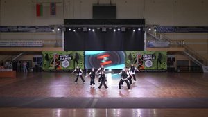 Cтудия современного танца SLAM/ Юниоры 12-15 лет