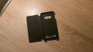 Обзор на чехол для SAMSUNG S10e. Clear view cover хороший ?
