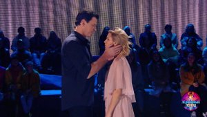 Дарья Мельникова и Максим Маринин - "Voilà". Ледниковый период 2021. Фрагмент выпуска от 02.10.2021