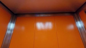 Красивый,редкий,оранжевый лифт ELM в ТЦ Акварин,в мкр Инорс!Город Уфа!