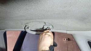 #RAZNOBOY #FordFocus1 #фордфокус1 Как снять ручку потолка салона Ford Focus 1 седан