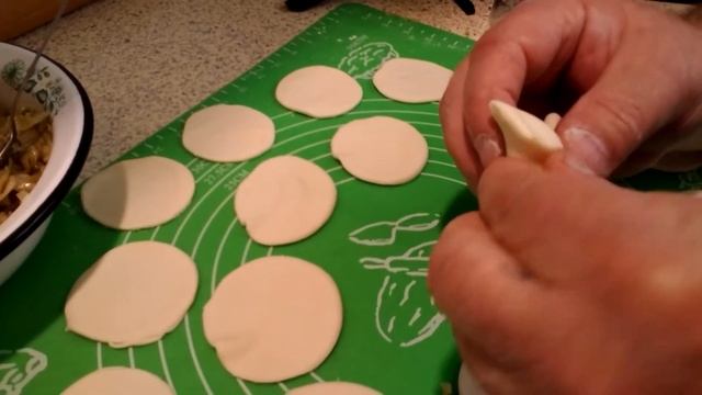 15. Вареники с капустой. Такого вы еще не ели...